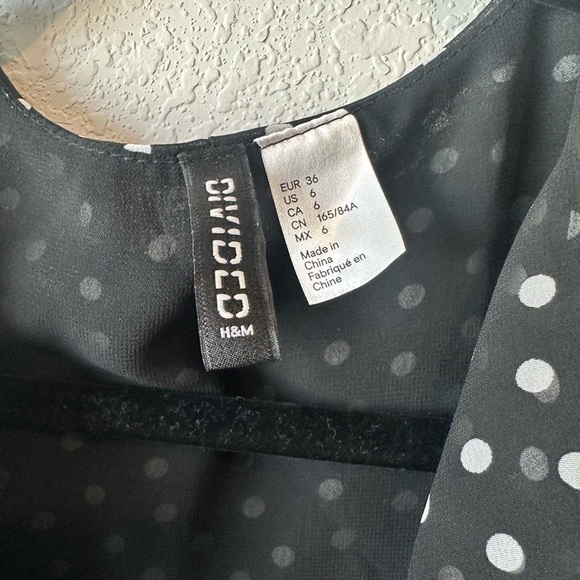 H&M Black Dress with White Dots DIVIDED Size 6 - Picture 4 of 9